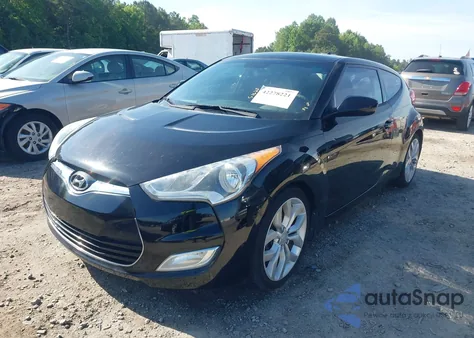 2013 Hyundai Veloster Base W/Gray z USA, uszkodzony, nr VIN KMHTC6AD9DU101041